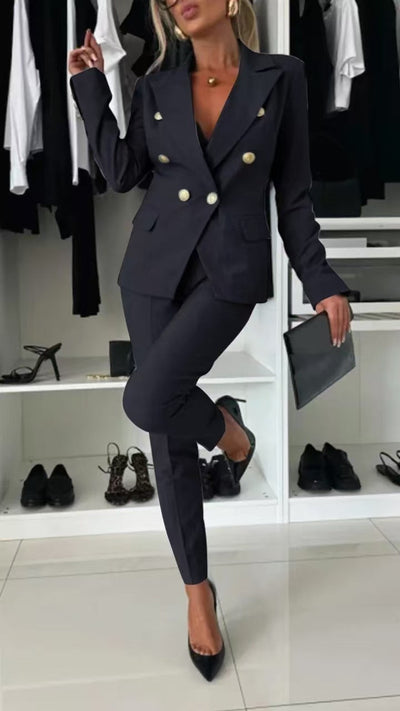 Iconic Slim Elegance Suit